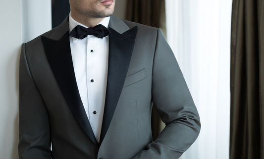 Wedding Tuxedo Color Ideas for a Stunning Fall Wedding