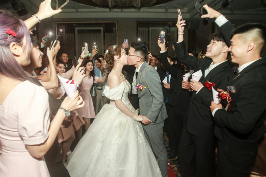 7 Ways to Find the Best Wedding Suits for Men