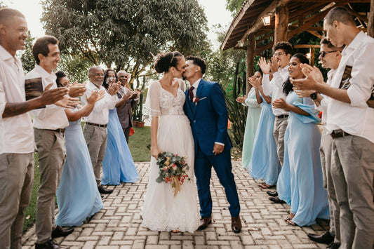 How to Find Affordable Groomsmen Suits Without Sacrificing Style