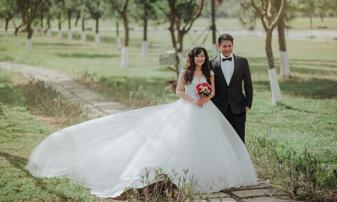 A Guide to Picking Out Wedding Tuxedos