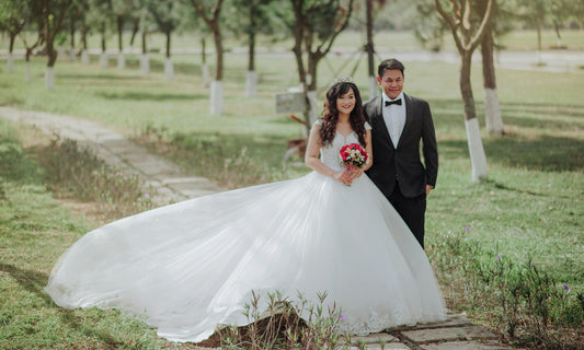 A Guide to Picking Out Wedding Tuxedos