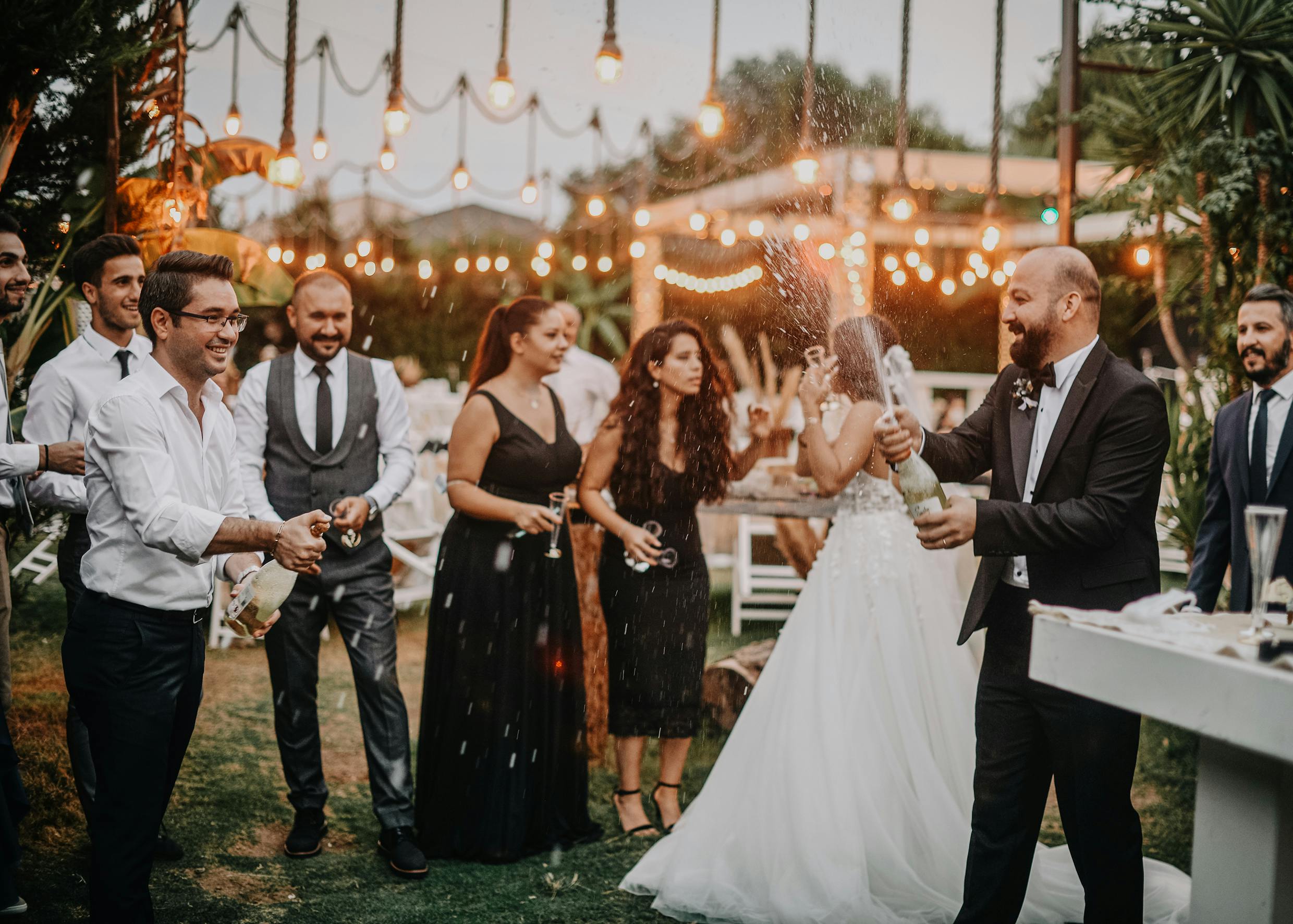 What Color Suit to Wear to a Wedding: A Guide for Guests