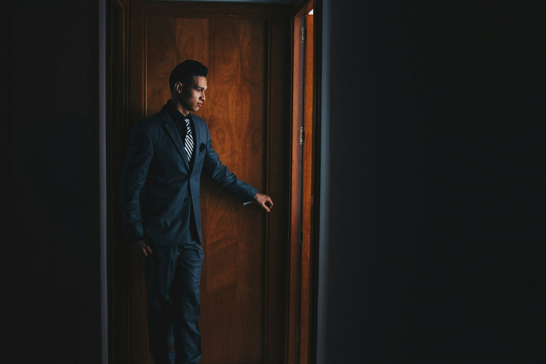Tuxedo Wedding Suit: How to Tell the Difference & Choose the Right Look