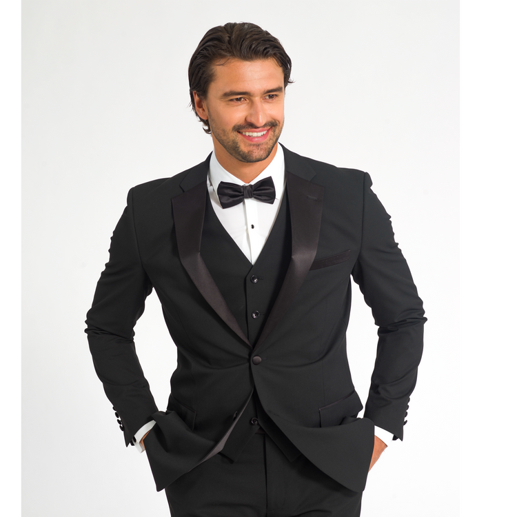 Groom black tuxedo online